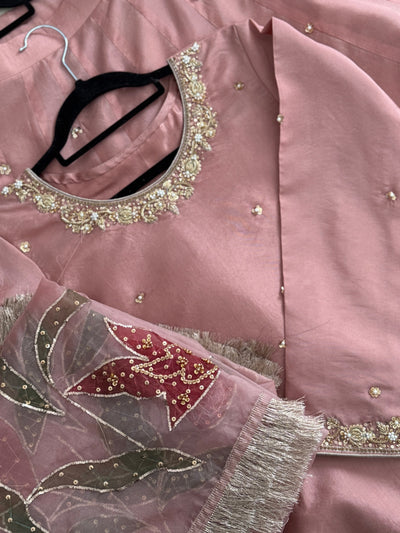 Mehr Bano - Festive Eid ‘25