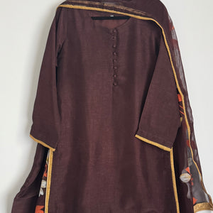 Farshi Shalwaar x Handpaint