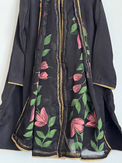 Farshi Shalwaar x Handpaint